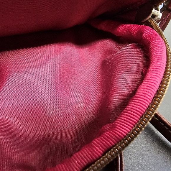 🔥SOLD 🔥Coach Vintage Jacquard Signature "C" Pink Suede Camera Crossbody Bag RARE - Picture 9 of 16